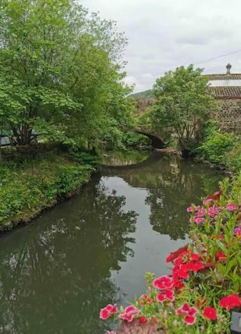 Beautiful Riverside Home, Hebden Bridge, Woodland Views, Sleeps 2 - 9 Bagian luar foto